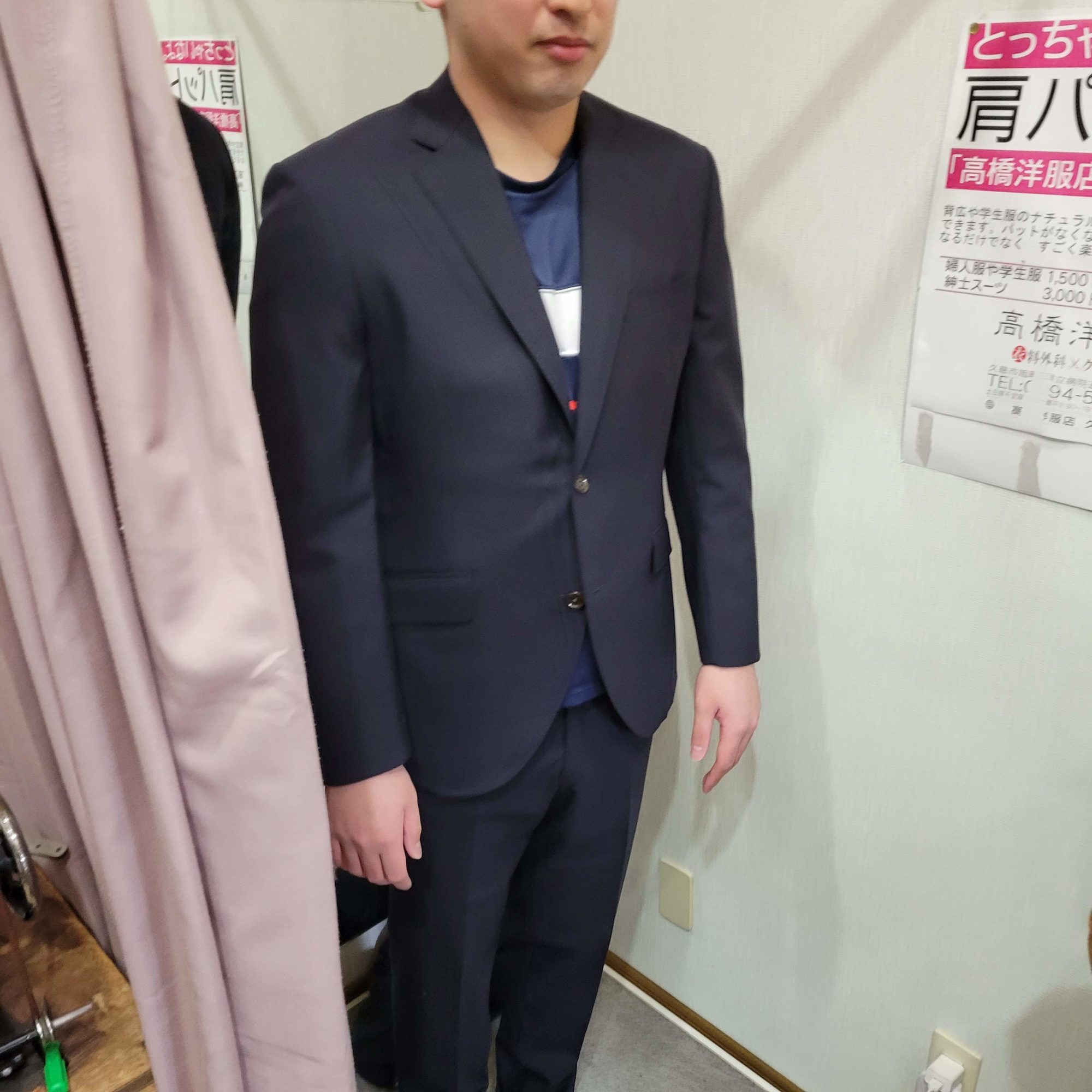 ネイビースーツ着用例