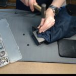 とれてしまったドットボタンを新品に交換したジャンパーの修理例